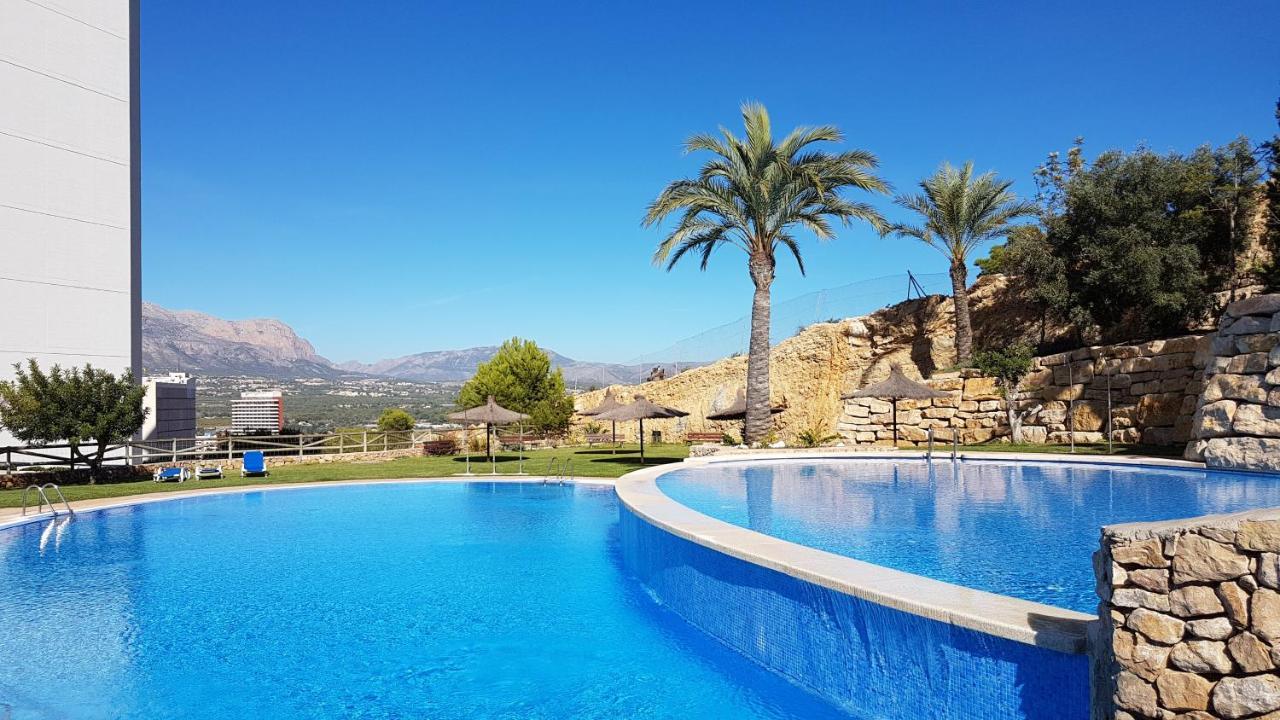 Highrise Apartment With Stunning Views From Private Balcony 85 Benidorm Extérieur photo