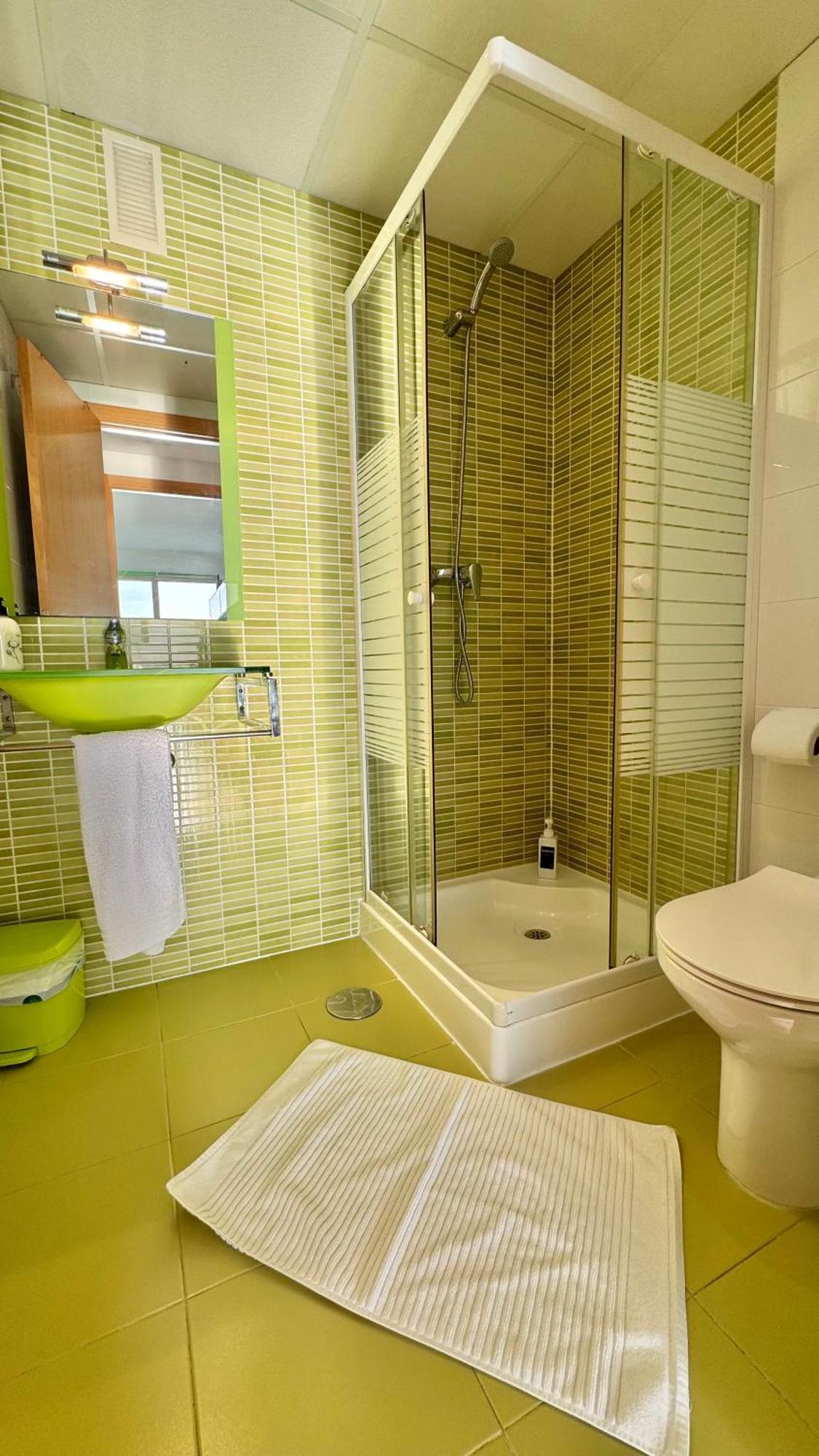 Highrise Apartment With Stunning Views From Private Balcony 85 Benidorm Extérieur photo
